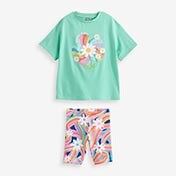 Sets & Outfits